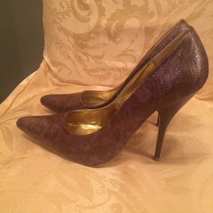 Brown faux snakeskin high heeled pumps